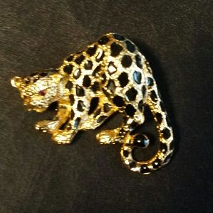 Park Lane Leppard Pin